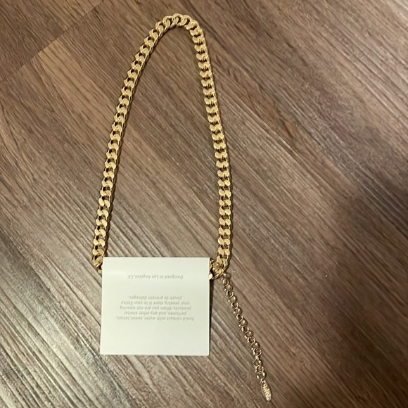 ETTIKA Women Necklace 18K Gold Plated NWT - Picture 2 of 2